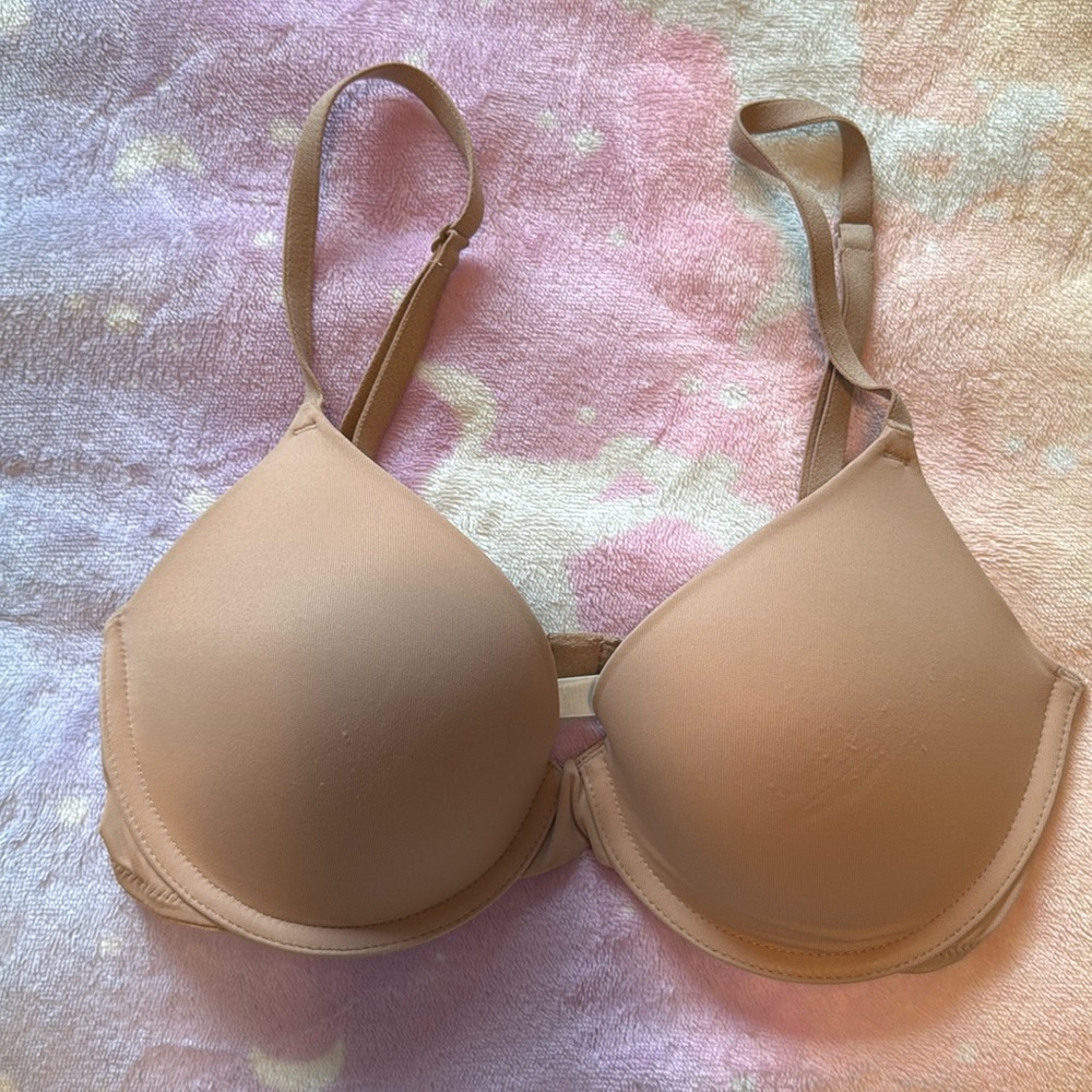 Victoria secret pink wear everywhere tshirt lightly lined bra
